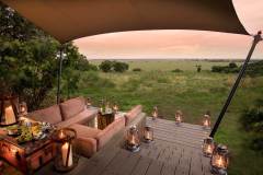 1_suite-at-andbeyond-bateleur-camp-overlooking-the-masai-mara