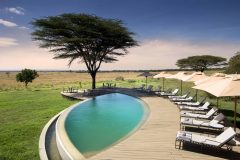 PHR_NBOBBSouth-Camp-Pool-andBeyond-Bateleur-CampSouth-Camp-Pool