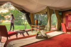 Kicheche-Laikipia-CampTent-in-to-Out_5